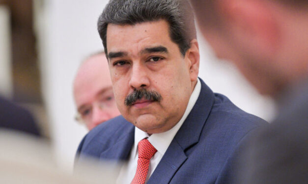 Maduro declara emergencia energética y crea comisión para reestructurar Pdvsa