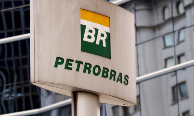 Petrobras vende campos en tierra