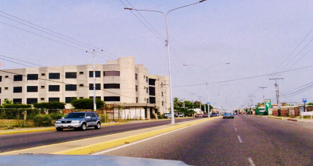 EL PETRÓLEO SEMBRADO | La avenida Cristóbal Colón integró a Ojeda y Tamare