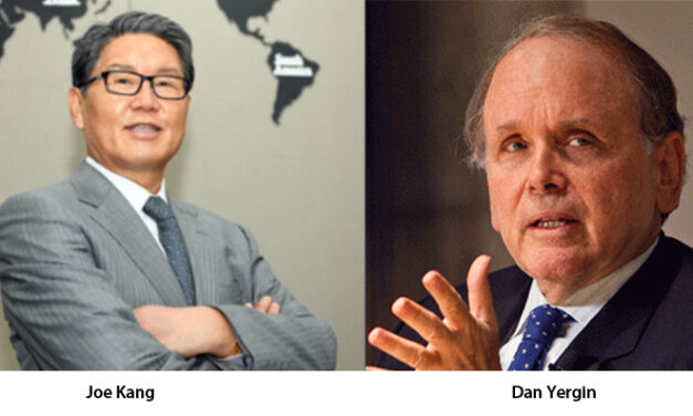 Daniel Yergin, VP de IHS Markit, conversa con Joe Kang, Presidente de la Internacional del Gas Union