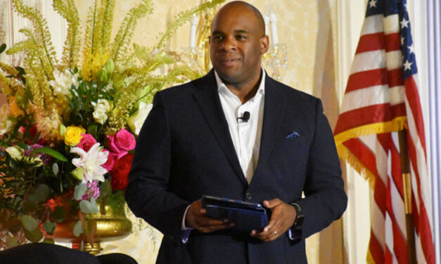 Willie Phillips nominado para ocupar la Federal Energy Regulatory Commission