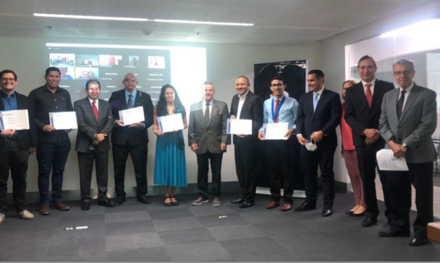 Premios AVPG a la Excelencia Académica 2021