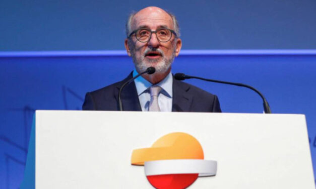 “Importar gas de fracking de EEUU  y prohibir esta tecnología en Europa”