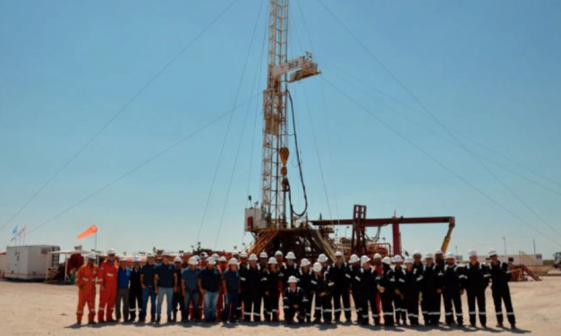 Rio Negro: Perforan pozo en el lugar donde se descubrió petróleo