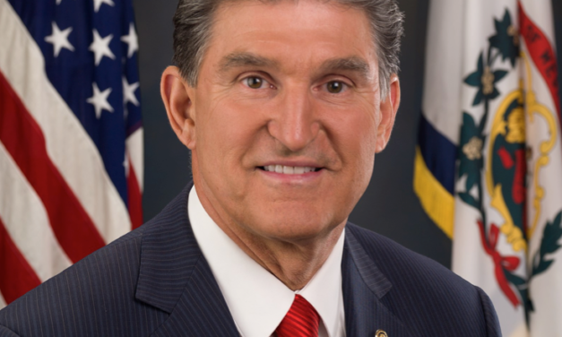 Joe Manchin aplaude la reaprobación  del proyecto Willow