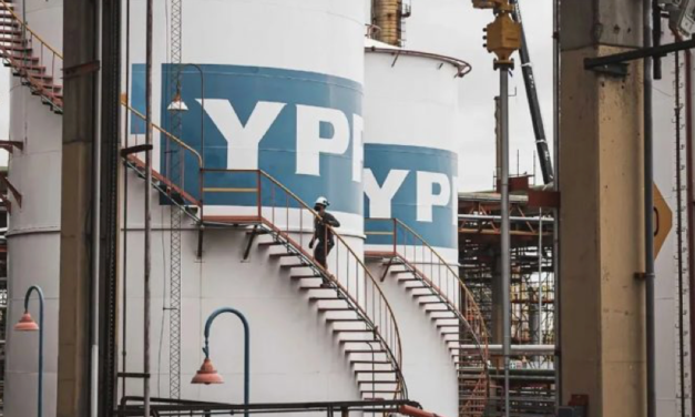 YPF alcanzó inversión récord en 2022 y mejoró en todos los indicadores