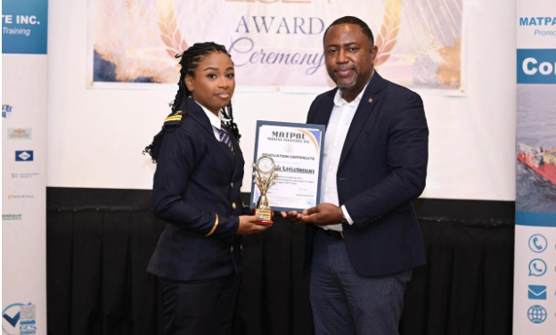 Primera mujer marinera en Guyana