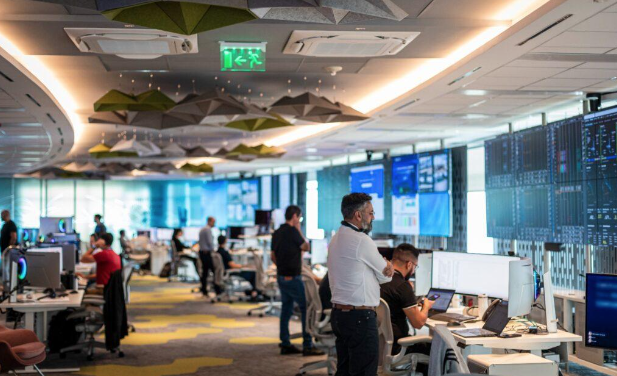 YPF inauguró el Real Time Intelligence Center