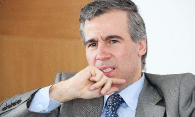 Frontera diversifica su negocio