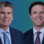 Trey Adams sustituirá a John Lindsay