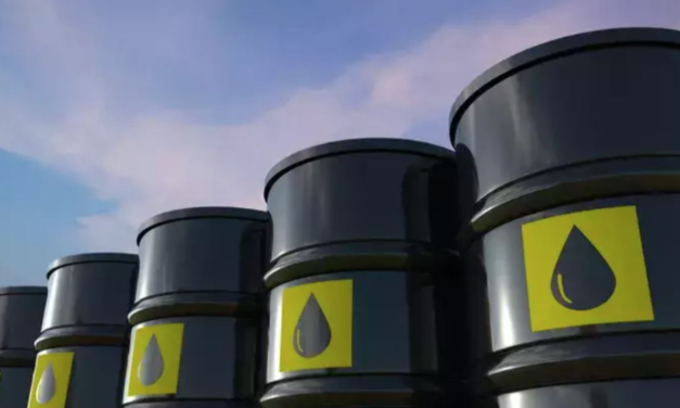 La AIE prevé un superávit de petróleo 