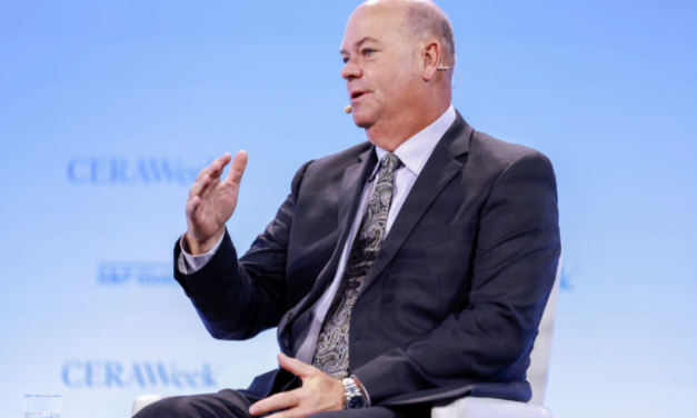 Ryan Lance: Venezuela debe ajustar su sistema fiscal