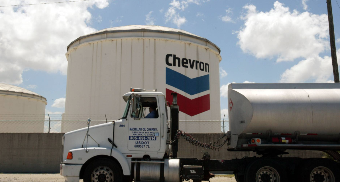 Chevron realiza cambios en la alta dirección